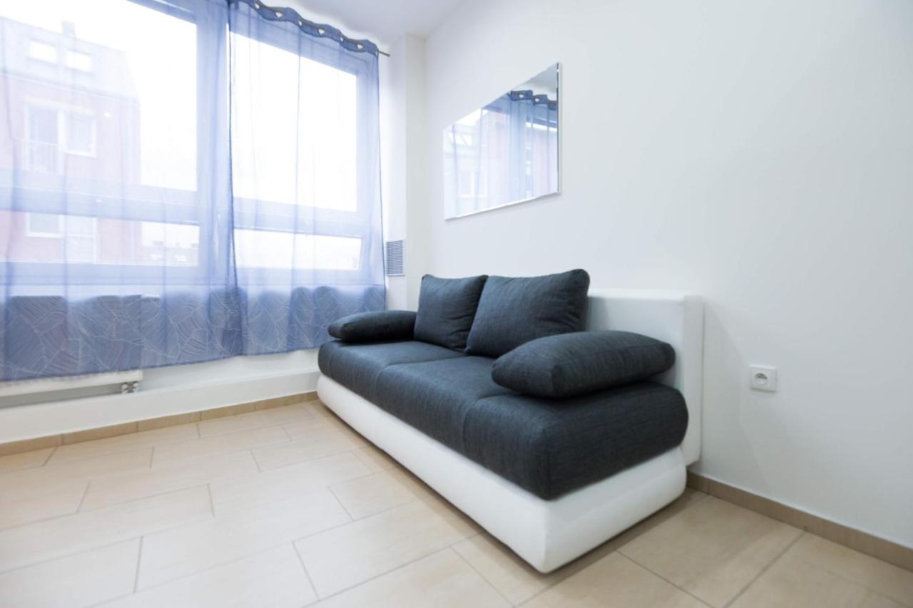 Apartments Kopecna With Parking Brno Exterior photo