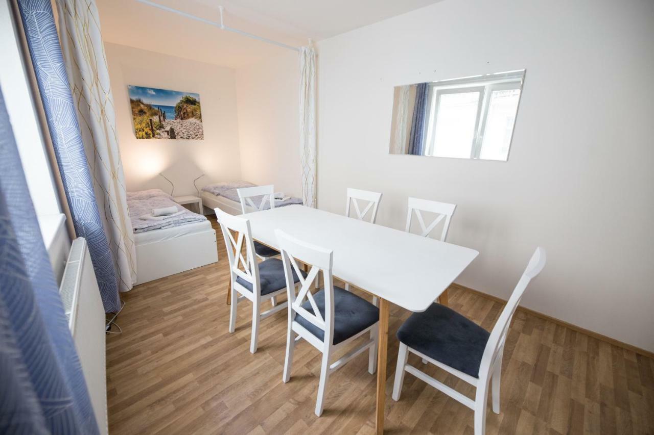 Apartments Kopecna With Parking Brno Exterior photo